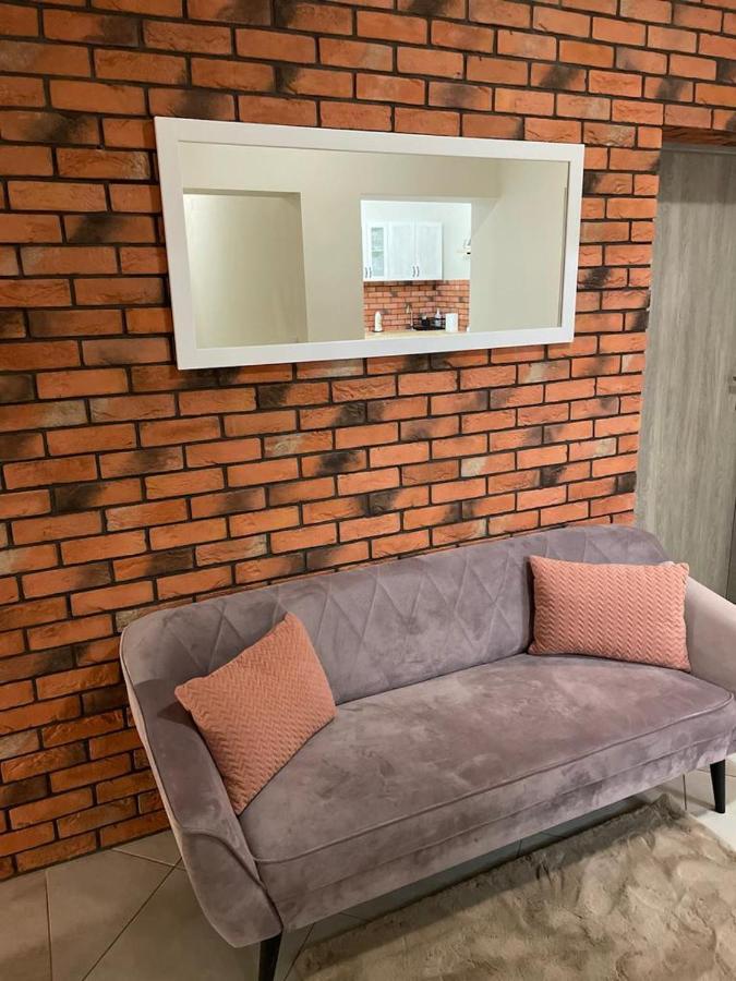 Dwor Bysina Villa Myslenice Bagian luar foto