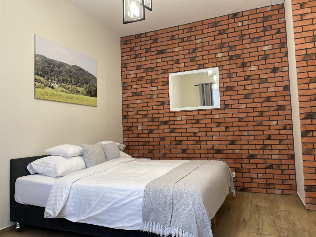Dwor Bysina Villa Myslenice Bagian luar foto