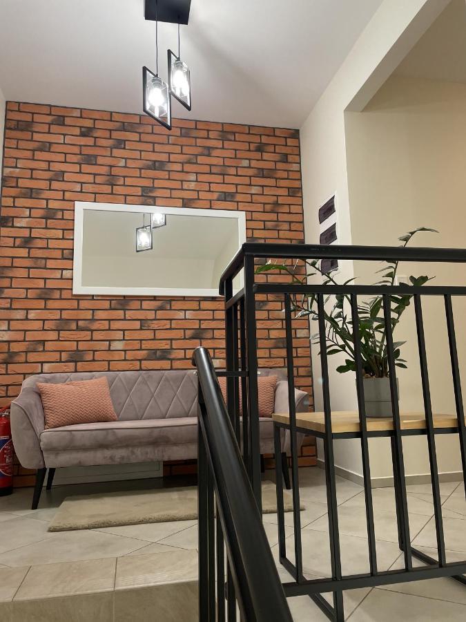 Dwor Bysina Villa Myslenice Bagian luar foto