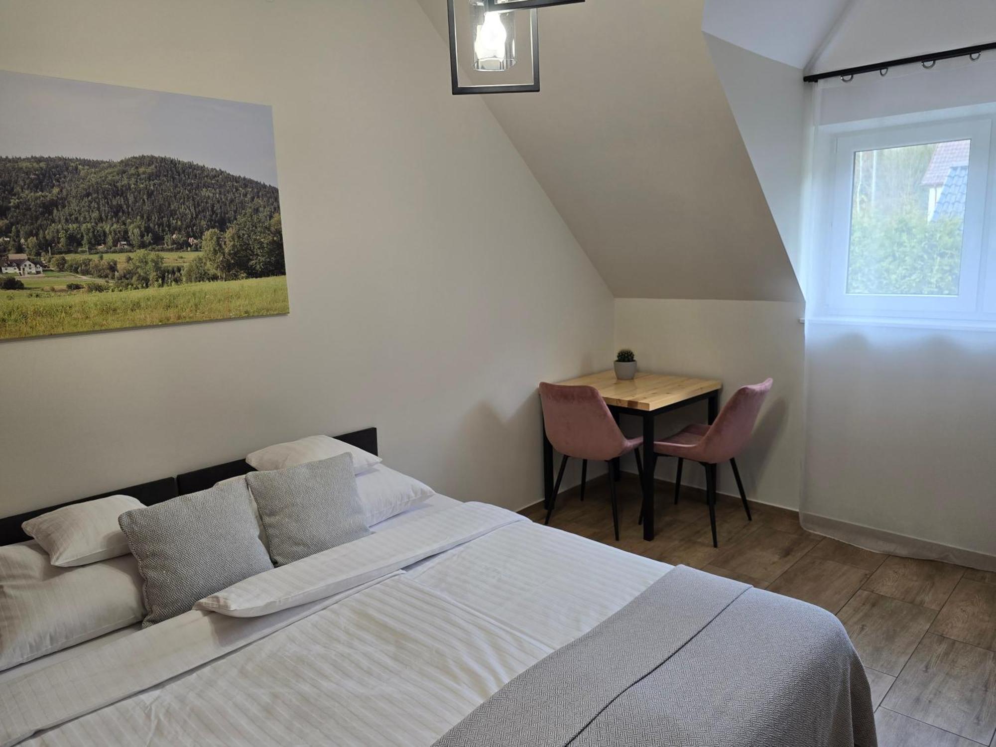 Dwor Bysina Villa Myslenice Bagian luar foto